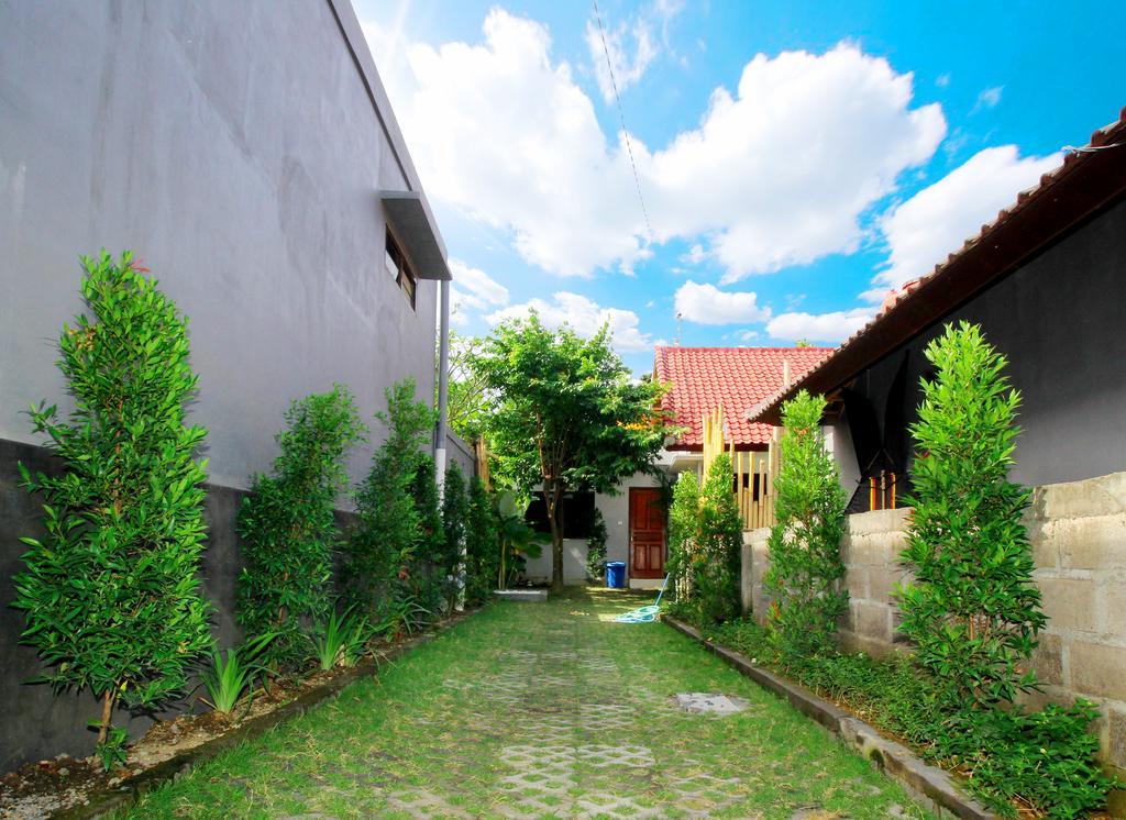Andy Guesthouse Canggu Exterior foto