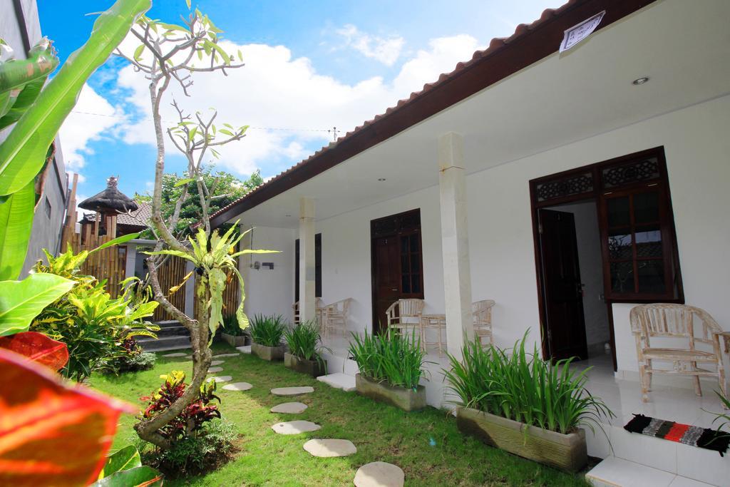 Andy Guesthouse Canggu Exterior foto